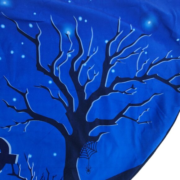 Halloween Tree Skirt and The Nightmare Before Christmas Book - Picture 5 of 12